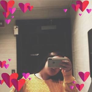 Meet your Posher, Adriana